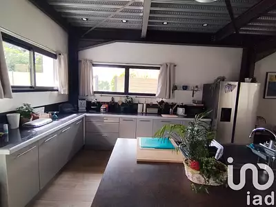 Maison, 166 m²