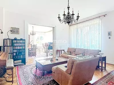 Maison, 277 m²