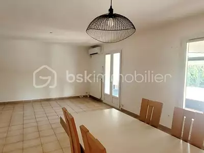 Maison, 157 m²
