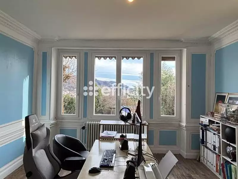 Maison, 270 m²