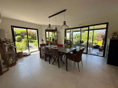 Maison, 143 m²