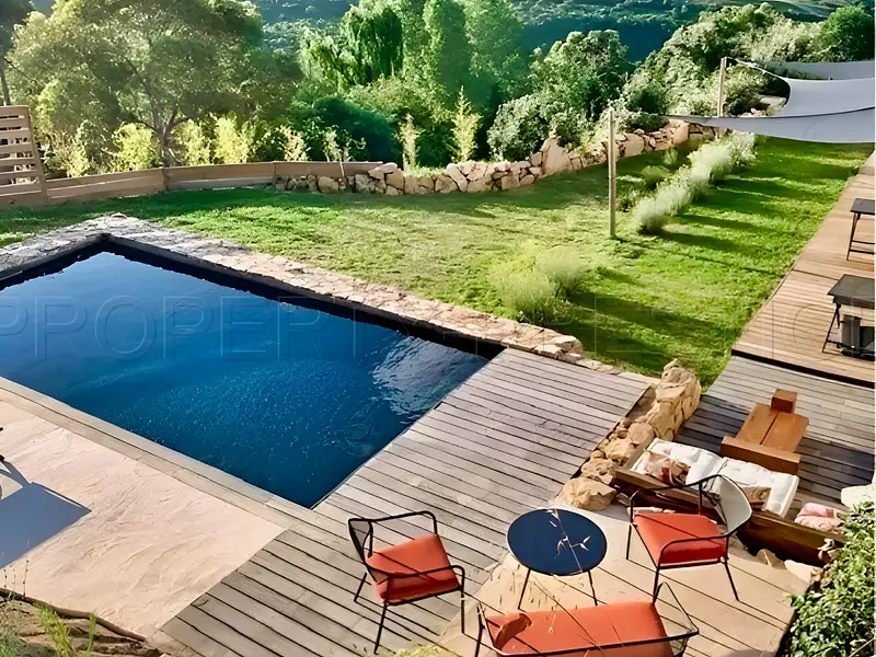 Divers, 320 m²
