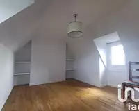 Maison, 196 m²