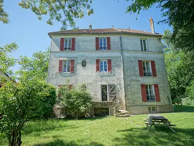 Maison, 212 m²