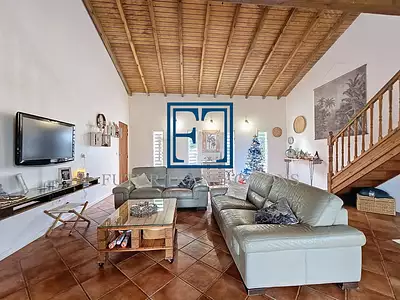 Maison, 211 m²