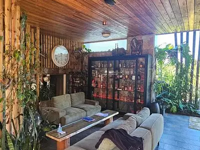 Maison, 281 m²