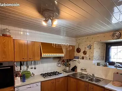 Maison, 210 m²