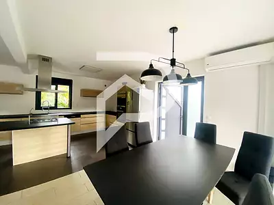 Maison, 112 m²