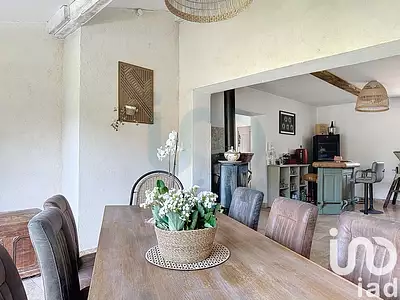 Maison, 250 m²