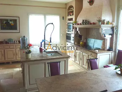 Maison, 198 m²
