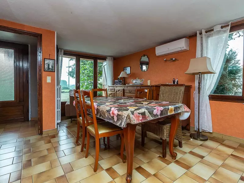 Maison, 176 m²