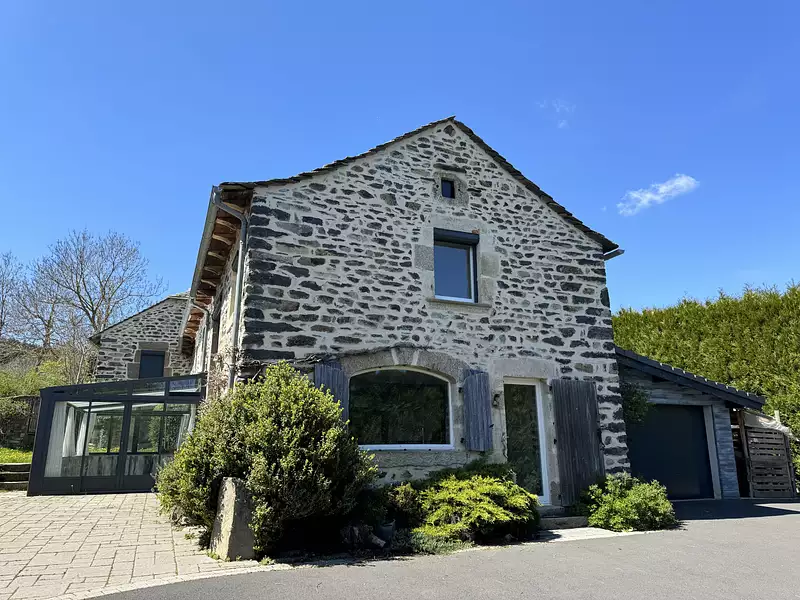 Maison, 243 m²