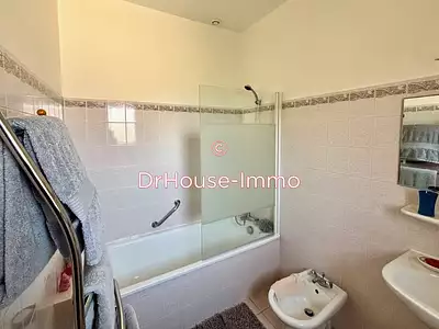 Maison, 195 m²