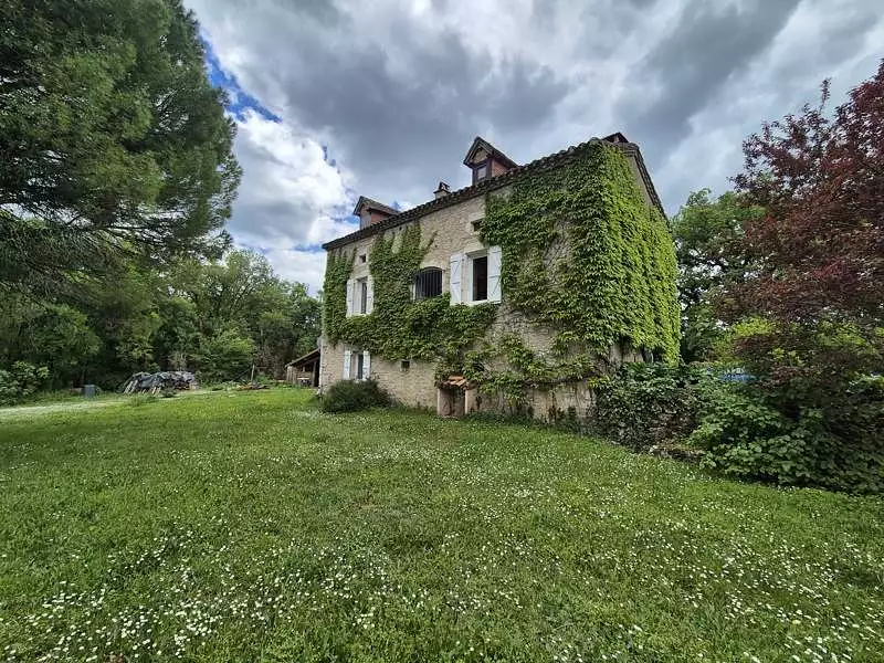 Maison, 383 m²