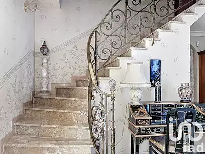 Maison, 227 m²
