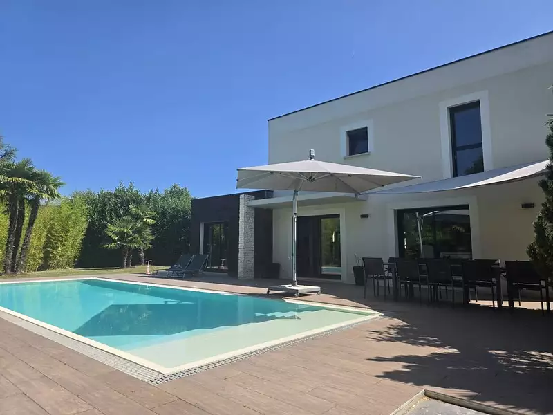Maison, 170 m²
