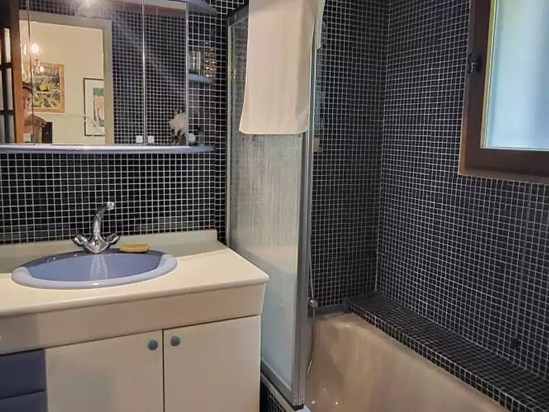 Maison, 244 m²