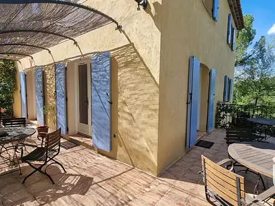 Maison, 341 m²