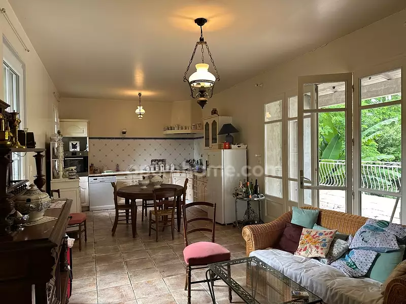 Maison, 170 m²