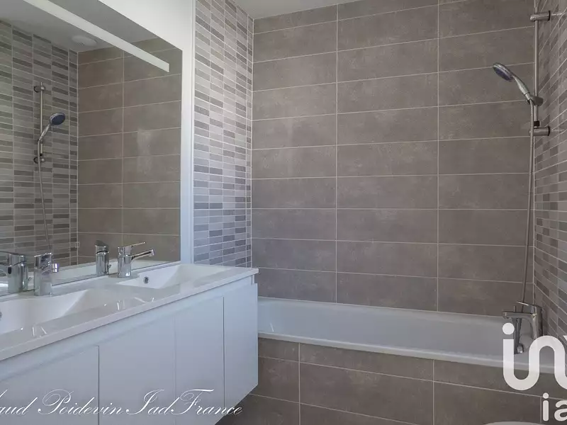 Maison, 92 m²