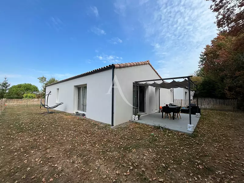 Maison, 93 m²