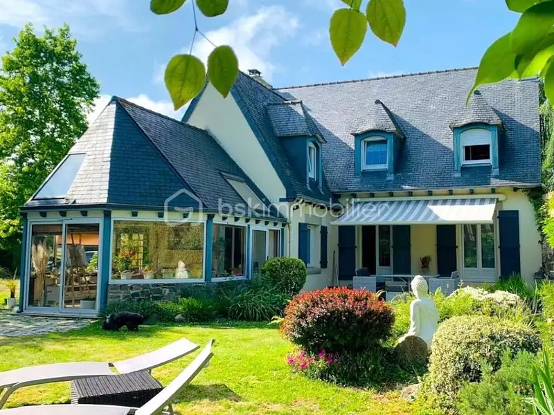 Maison, 184 m²