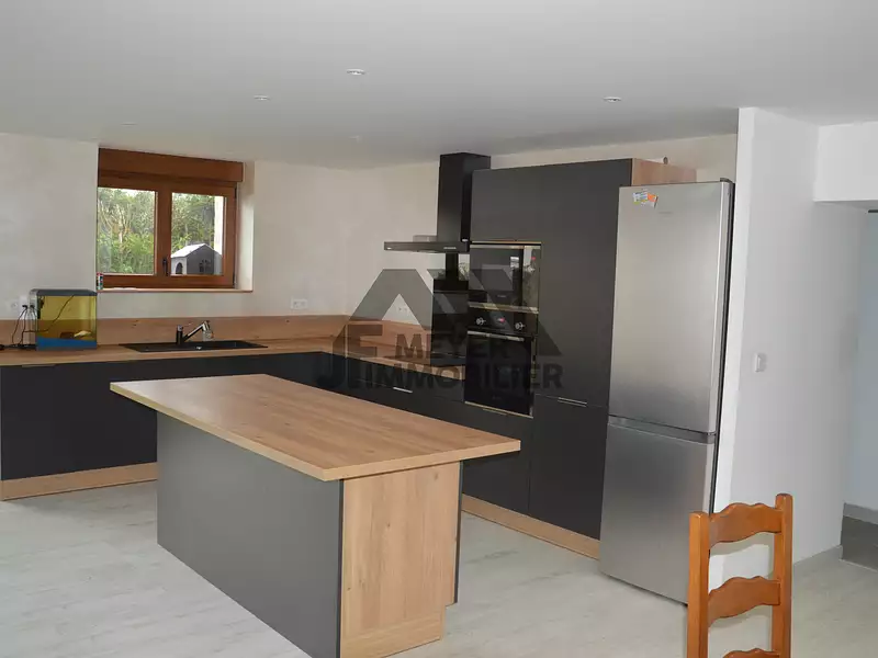 Maison, 200 m²