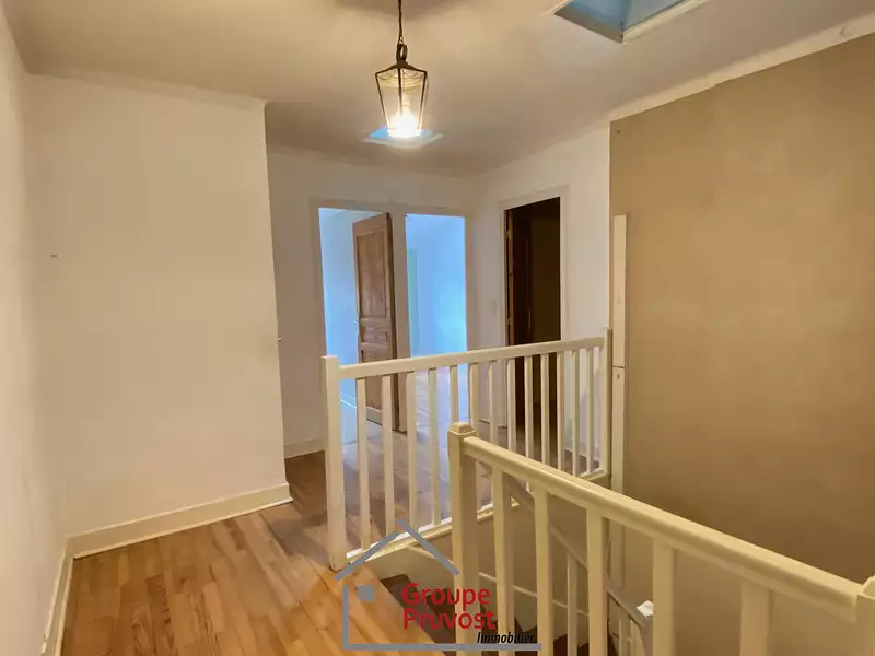 Maison, 220 m²