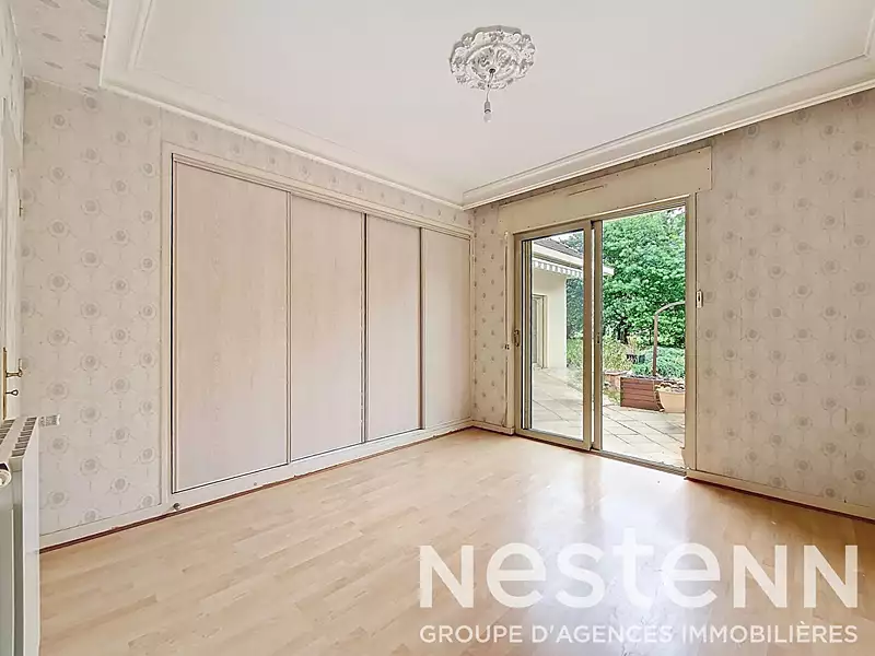 Maison, 250 m²