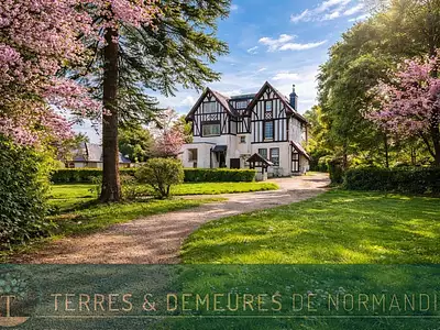 Maison, 245 m²