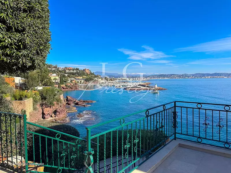 Maison, 380 m²