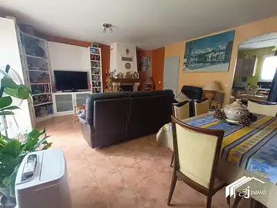Maison, 93 m²