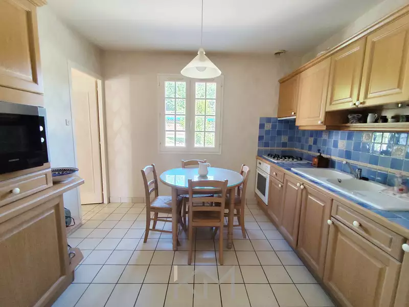 Maison, 146 m²