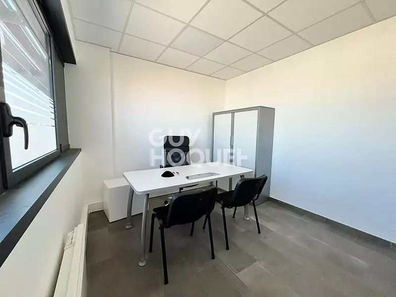 Divers, 50 m²