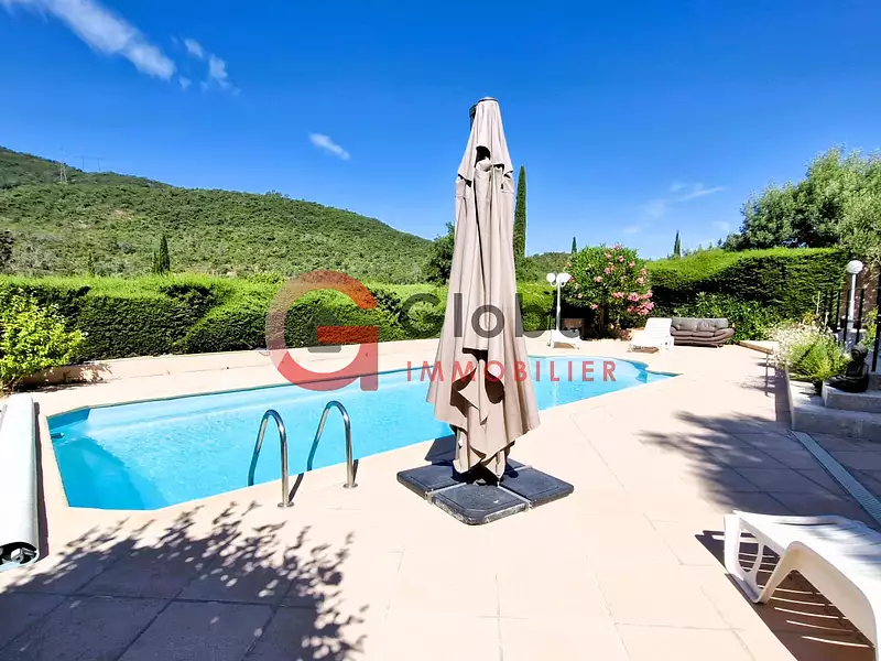 Maison, 115 m²