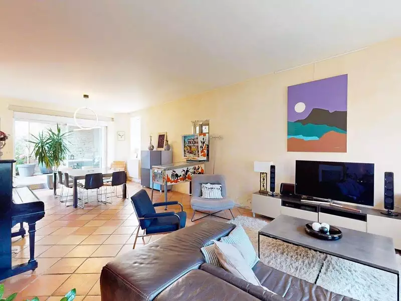 Maison, 318 m²