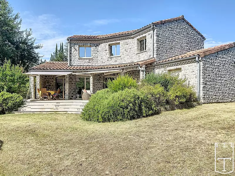 Maison, 140 m²
