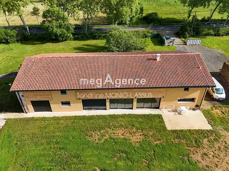 Maison, 270 m²