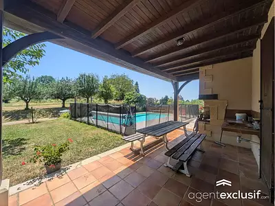 Maison, 308 m²