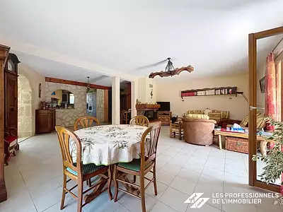 Maison, 176 m²