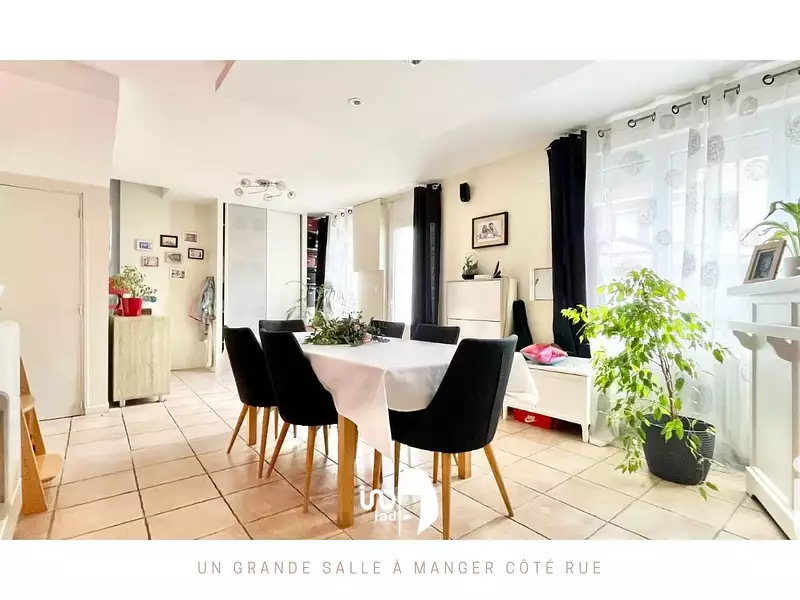 Maison, 170 m²