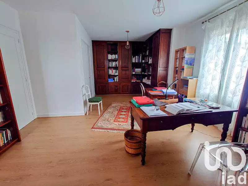 Maison, 248 m²