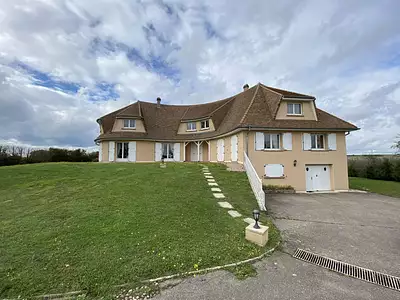 Maison, 380 m²