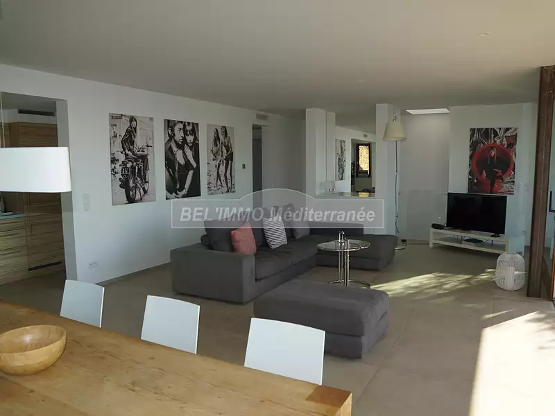 Maison, 300 m²