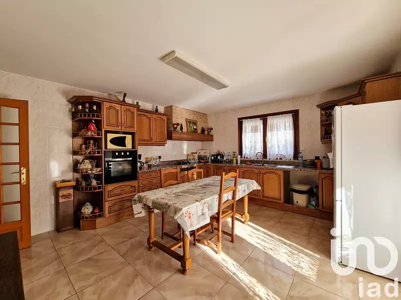 Maison, 215 m²
