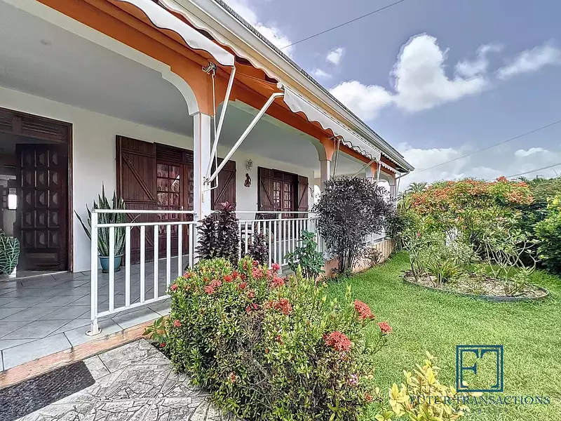 Maison, 218,53 m²