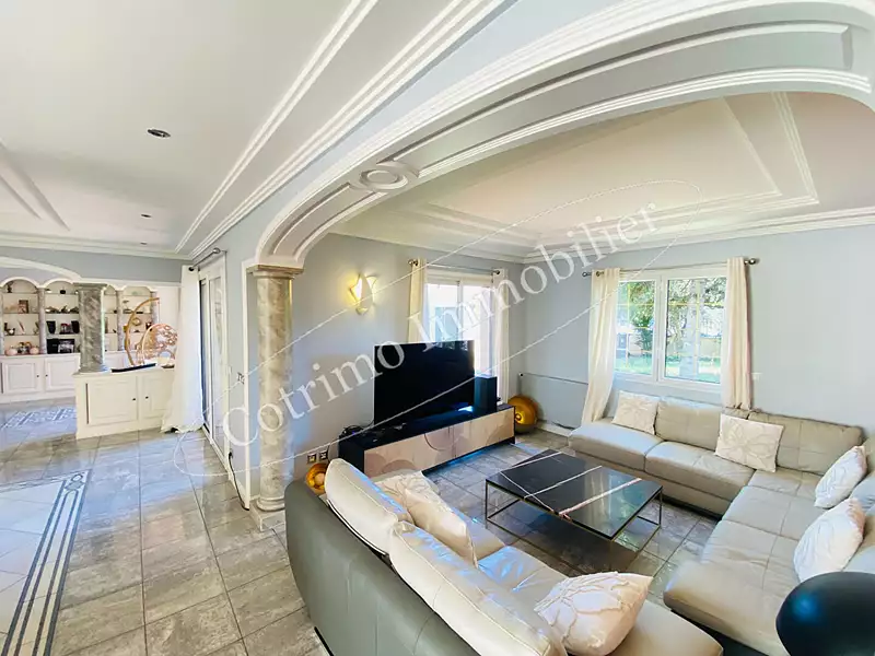 Maison, 172 m²