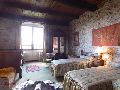 Maison, 270 m²