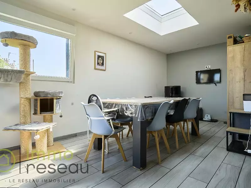 Maison, 115 m²