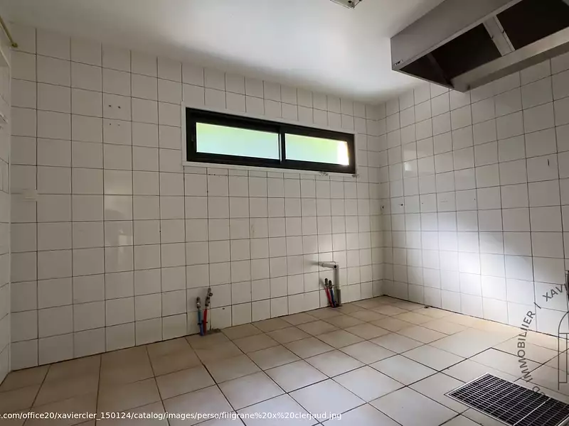 Immeuble, 412,59 m²